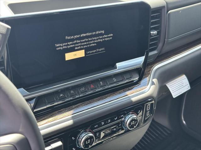 new 2025 GMC Sierra 1500 car, priced at $50,220