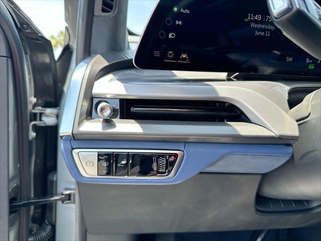 new 2026 Cadillac VISTIQ car, priced at $93,590