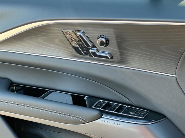 new 2025 Cadillac LYRIQ car