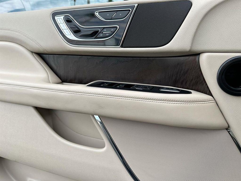used 2020 Lincoln Navigator car, priced at $37,970