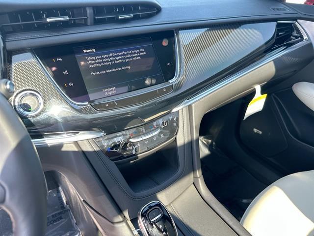 new 2025 Cadillac XT6 car, priced at $62,965