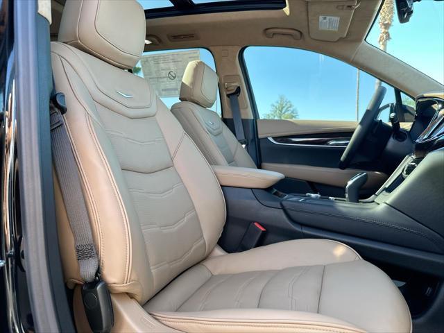 new 2025 Cadillac XT6 car, priced at $71,315