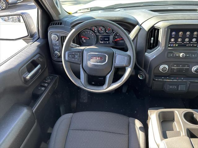 new 2025 GMC Sierra 1500 car, priced at $39,375