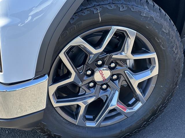 new 2026 GMC Sierra 1500 car, priced at $65,225