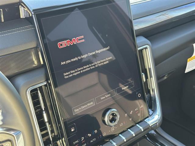 new 2025 GMC Yukon XL car, priced at $80,184