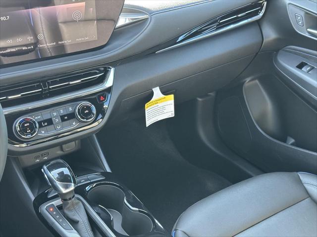 new 2025 Buick Envista car, priced at $26,491