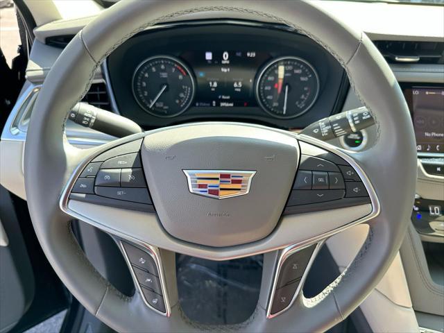 new 2025 Cadillac XT5 car, priced at $53,434