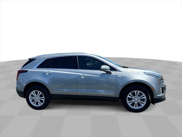 new 2025 Cadillac XT5 car, priced at $44,790