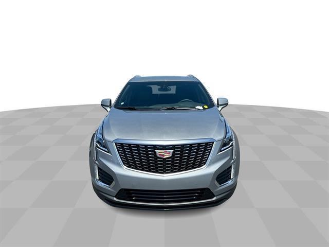 new 2025 Cadillac XT5 car, priced at $38,790