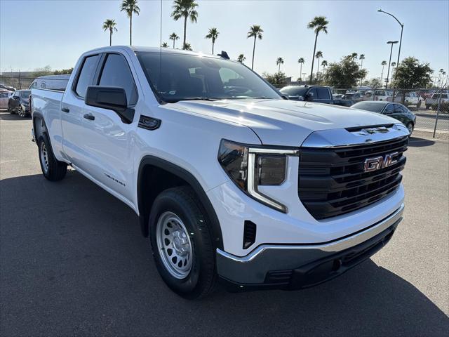 new 2025 GMC Sierra 1500 car, priced at $43,030