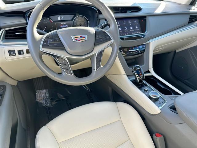 used 2023 Cadillac XT5 car, priced at $34,980