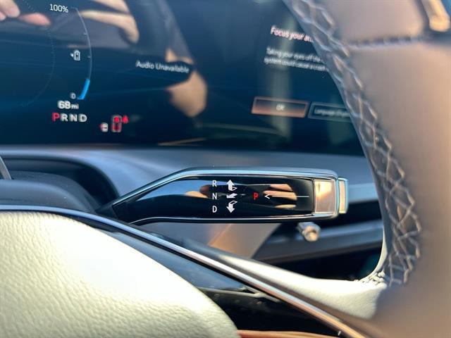 new 2026 Cadillac VISTIQ car, priced at $81,615