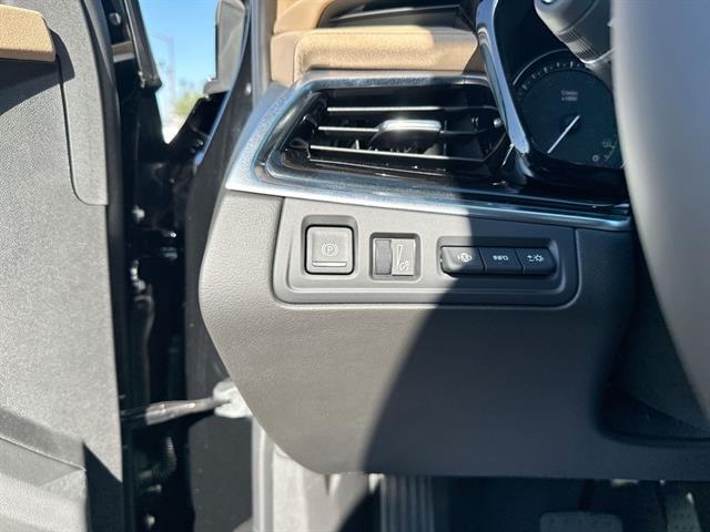 new 2025 Cadillac XT6 car, priced at $68,815