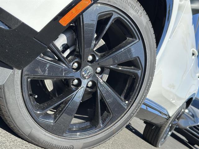 new 2025 Buick Envision car, priced at $40,562