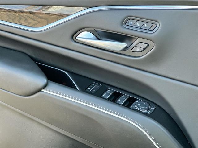 new 2024 Cadillac Escalade car, priced at $105,565