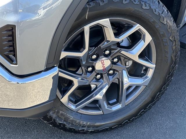 new 2026 GMC Sierra 1500 car, priced at $63,640