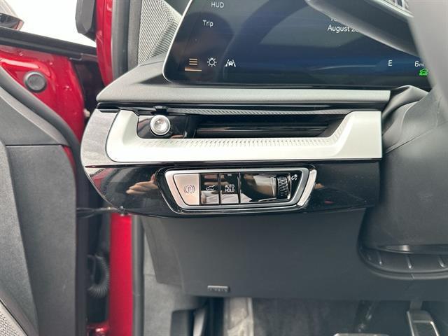 new 2025 Cadillac OPTIQ car, priced at $59,095