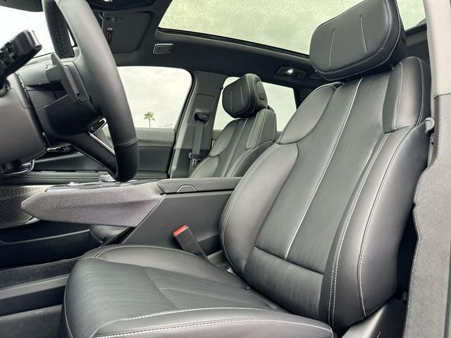 new 2025 Cadillac OPTIQ car, priced at $59,095