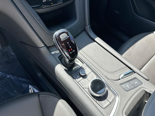 new 2025 Cadillac XT6 car, priced at $43,465