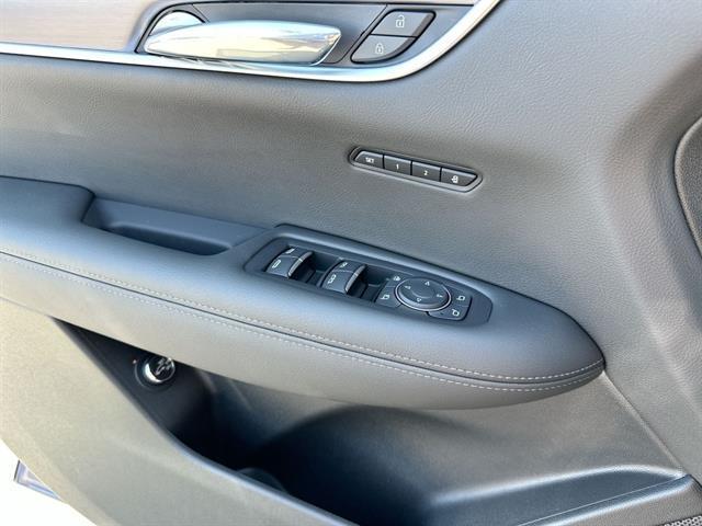 new 2025 Cadillac XT6 car, priced at $43,465