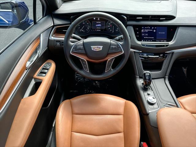 used 2023 Cadillac XT5 car, priced at $35,580