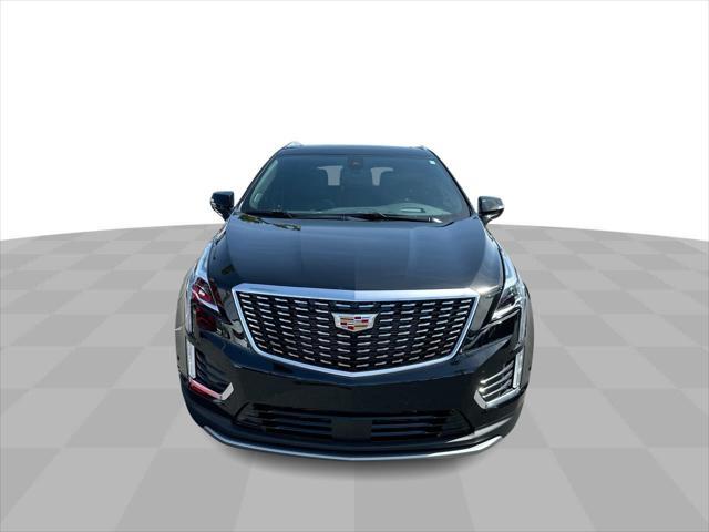 new 2025 Cadillac XT5 car, priced at $52,390