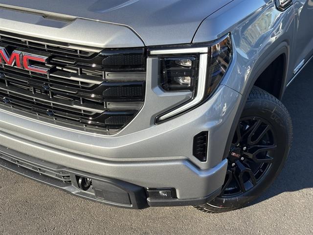 new 2026 GMC Sierra 1500 car, priced at $47,490