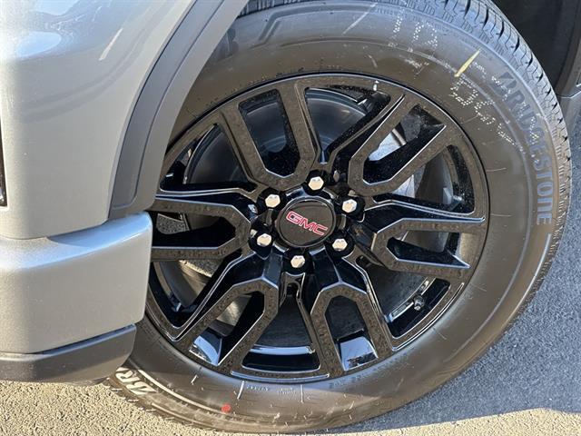 new 2026 GMC Sierra 1500 car, priced at $47,490