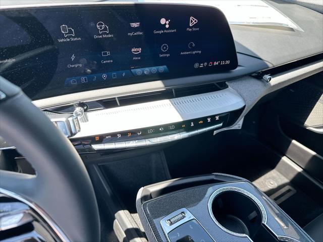 new 2025 Cadillac OPTIQ car, priced at $51,890