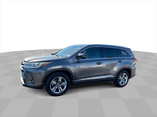 used 2018 Toyota Highlander car, priced at $24,990