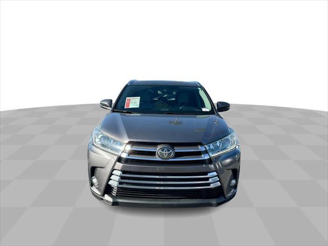 used 2018 Toyota Highlander car, priced at $24,990