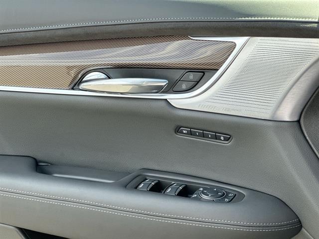 new 2024 Cadillac XT6 car, priced at $54,665