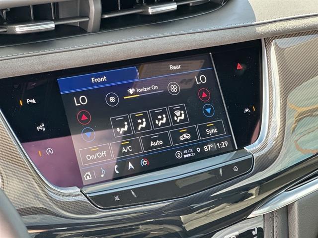 new 2024 Cadillac XT6 car, priced at $54,665