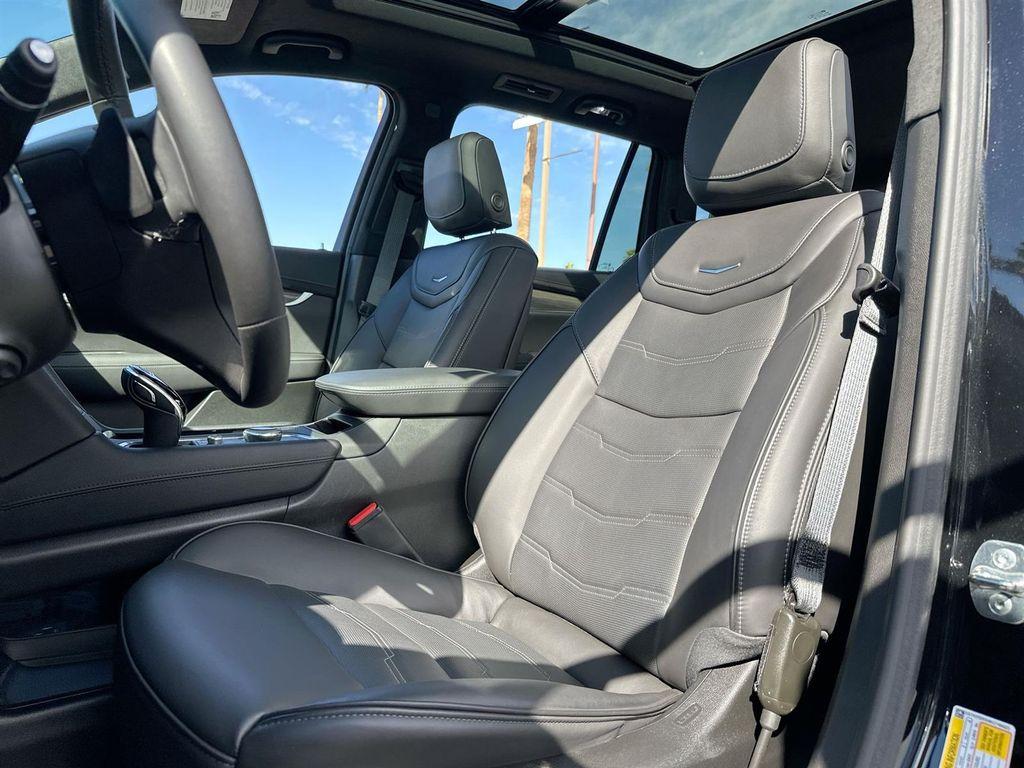 new 2024 Cadillac XT6 car, priced at $57,665
