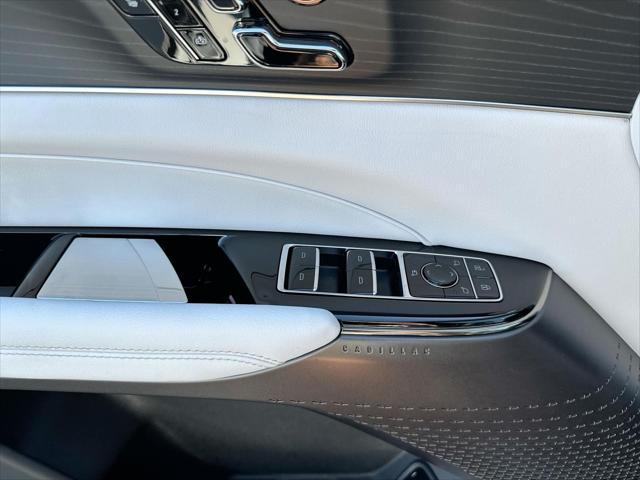 new 2025 Cadillac LYRIQ car
