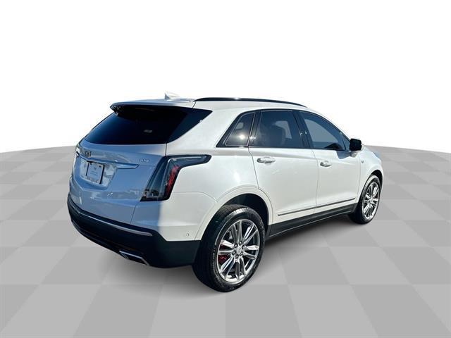 new 2025 Cadillac XT5 car, priced at $63,690