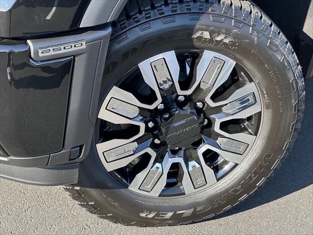 new 2025 GMC Sierra 2500 car, priced at $85,797