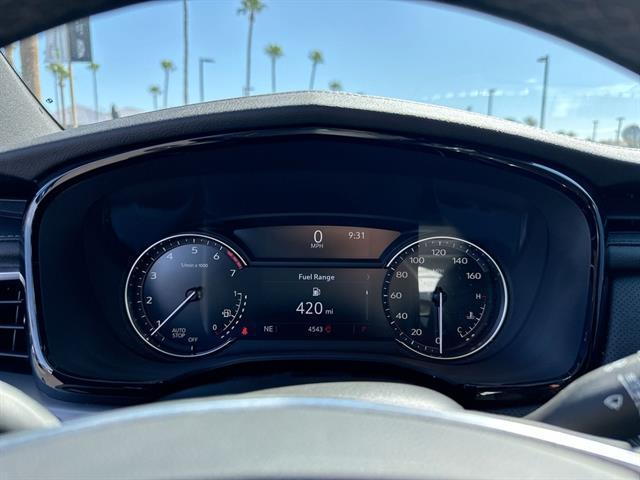 new 2025 Cadillac XT5 car, priced at $40,015