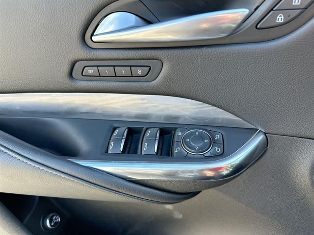 new 2025 Cadillac XT4 car, priced at $38,840