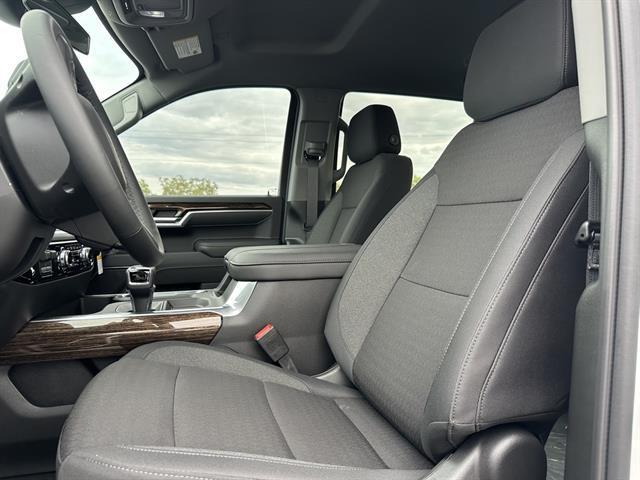 new 2026 GMC Sierra 1500 car, priced at $59,280