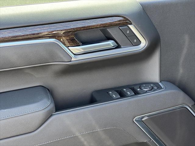 new 2025 GMC Sierra 1500 car, priced at $41,835