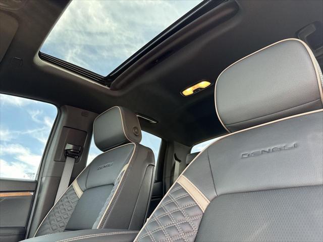 new 2025 GMC Canyon car, priced at $55,190
