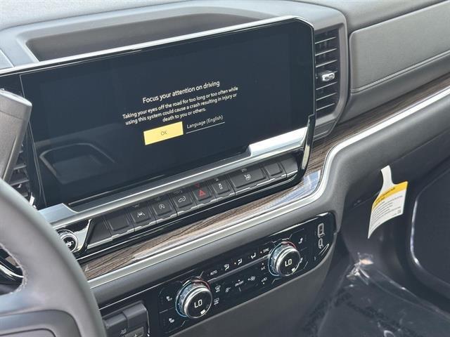 new 2025 GMC Sierra 1500 car, priced at $43,390