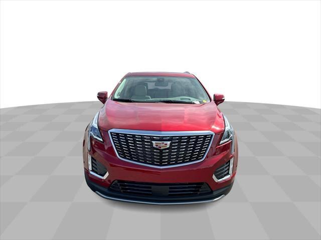 new 2025 Cadillac XT5 car, priced at $54,590