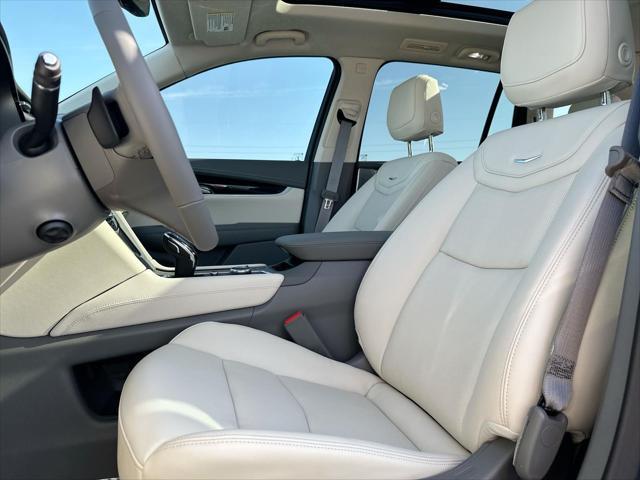 new 2025 Cadillac XT6 car, priced at $57,215