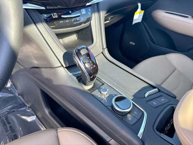 new 2025 Cadillac XT6 car, priced at $71,915