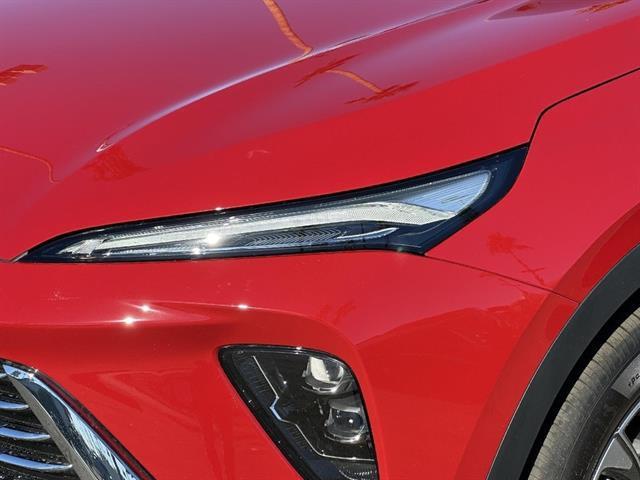 new 2025 Buick Envision car, priced at $39,998