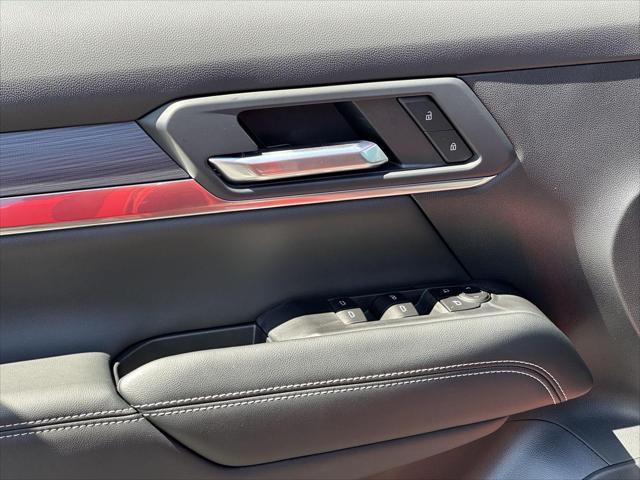 new 2025 GMC Terrain car, priced at $32,040