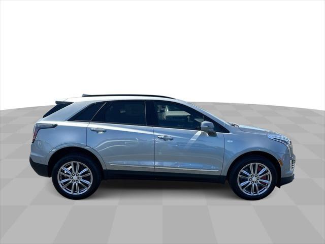 new 2025 Cadillac XT5 car, priced at $61,265