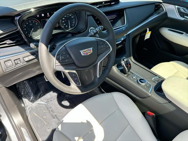 new 2025 Cadillac XT5 car, priced at $61,265